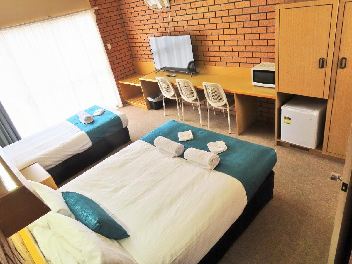 East West Motel Седьюн Екстер'єр фото