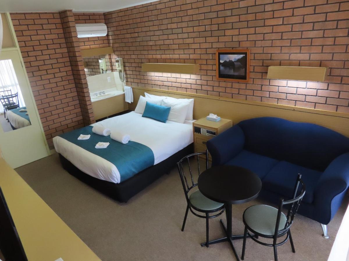 East West Motel Седьюн Екстер'єр фото