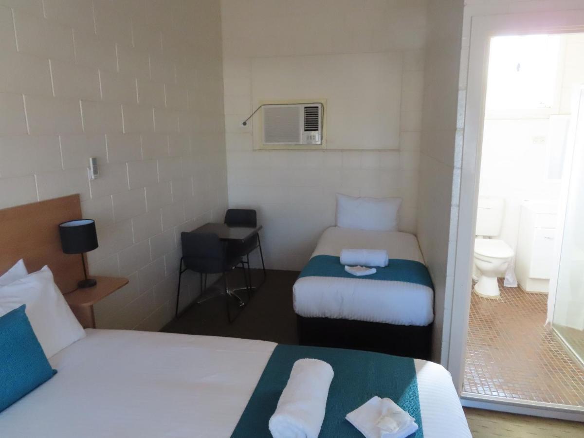 East West Motel Седьюн Екстер'єр фото
